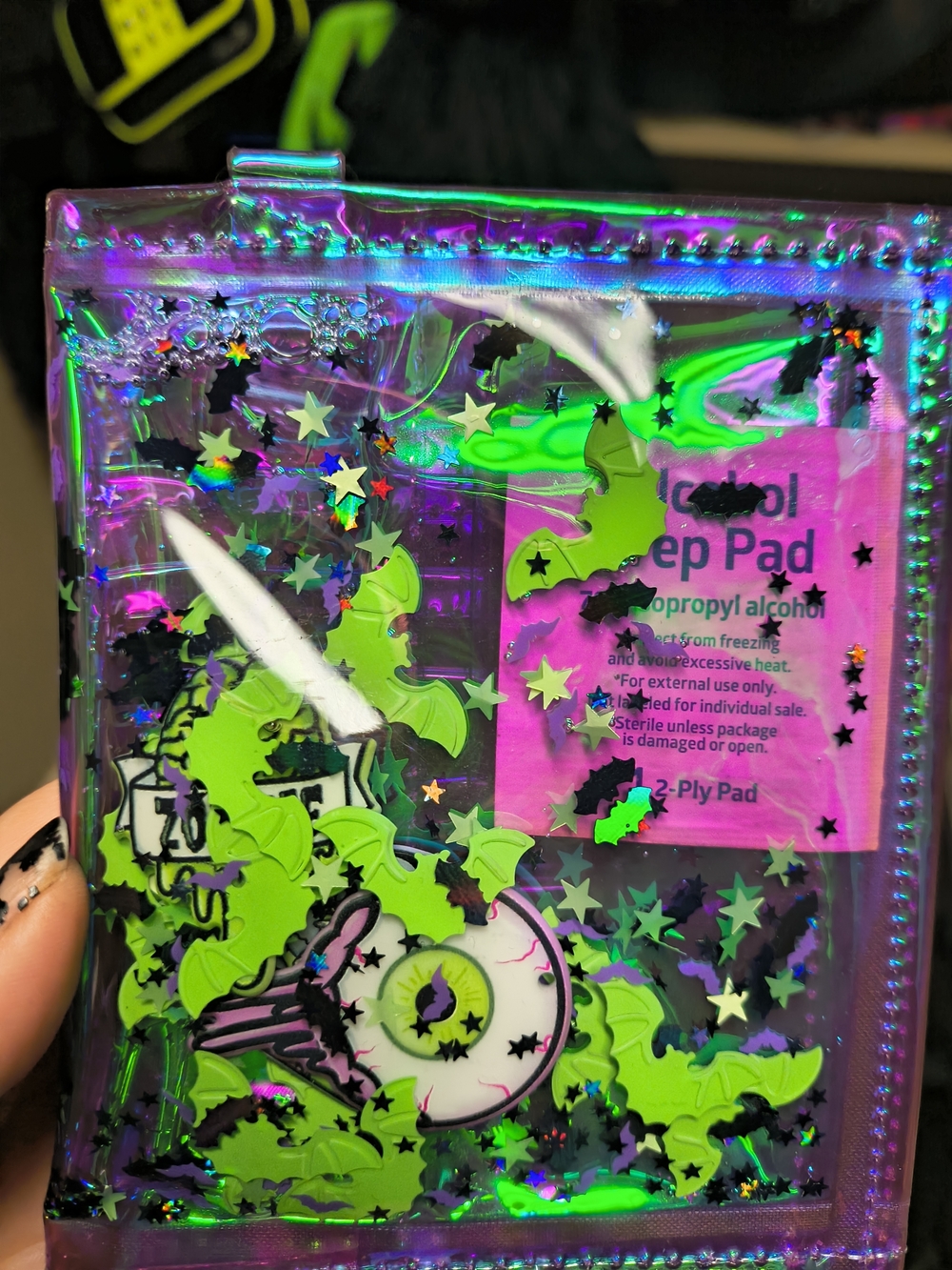 Electric Bubblegum Holographic Neon Heart & Brain Zombie Shaker Pouch Wallet - Picture 2 of 3